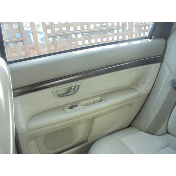 volvo s80 berlina del año 2000