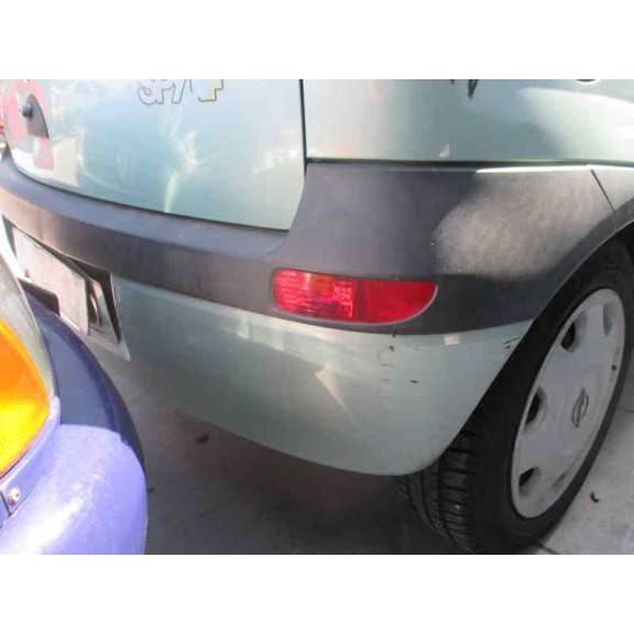 opel corsa c del año 2001