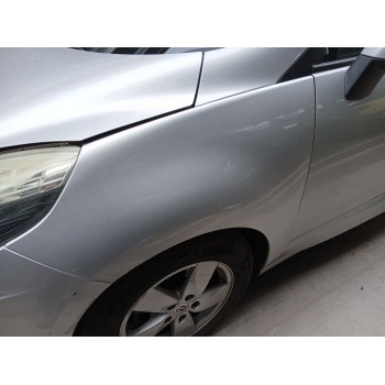 ALETA DELANTERA IZQUIERDA 631017581R 