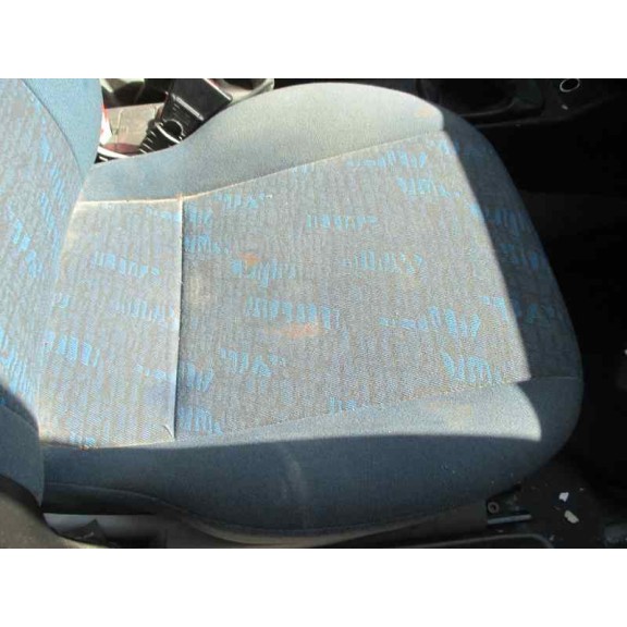 opel corsa c del año 2001