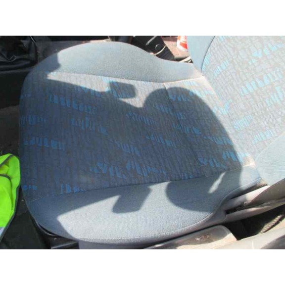 opel corsa c del año 2001