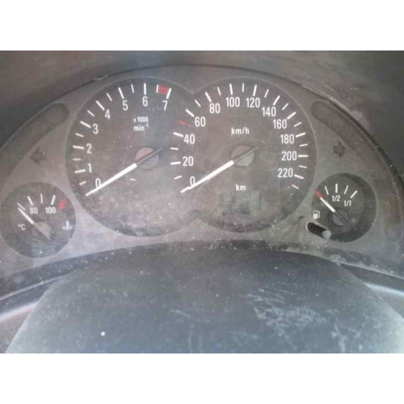 opel corsa c del año 2001