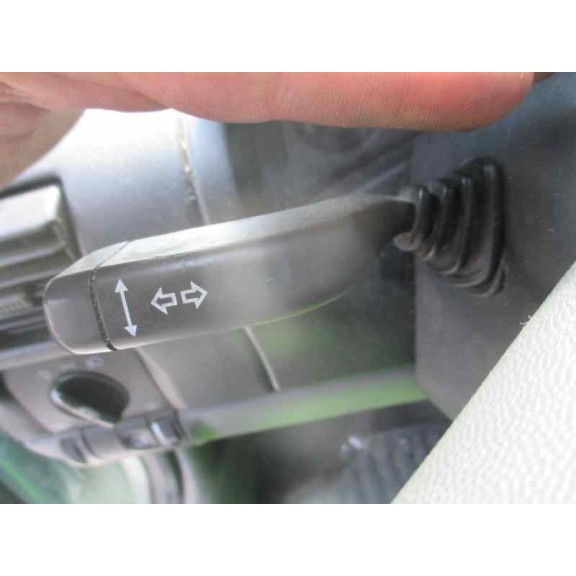 opel corsa c del año 2001