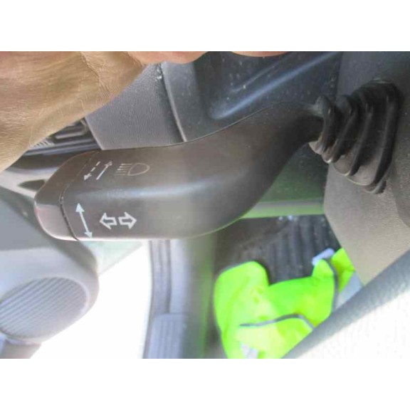 opel corsa c del año 2001