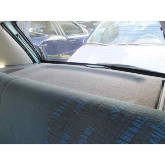 opel corsa c del año 2001