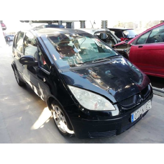 mitsubishi colt berlina 5 (z30a) del año 2006