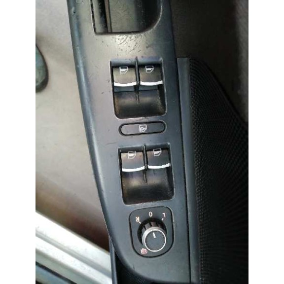 volkswagen golf v berlina (1k1) del año 2005