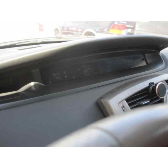 renault scenic ii del año 1950