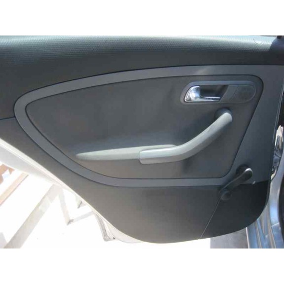 seat ibiza (6l1) del año 2006