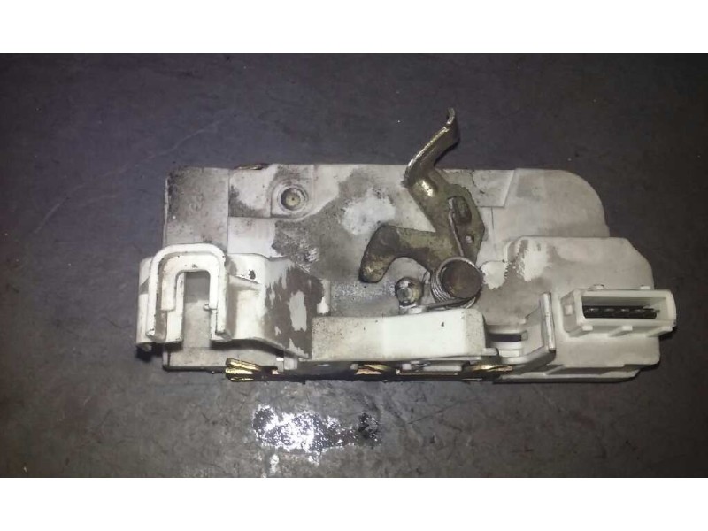 Recambio de cerradura puerta trasera derecha para peugeot 307 (s1) xs referencia OEM IAM   5 PIN