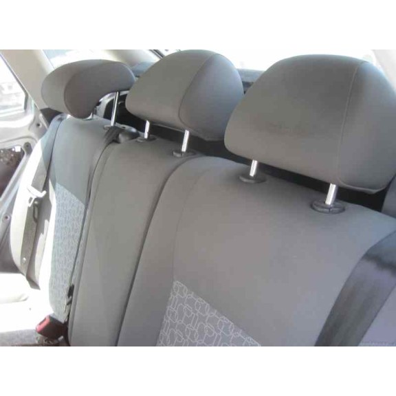 seat ibiza (6l1) del año 2006