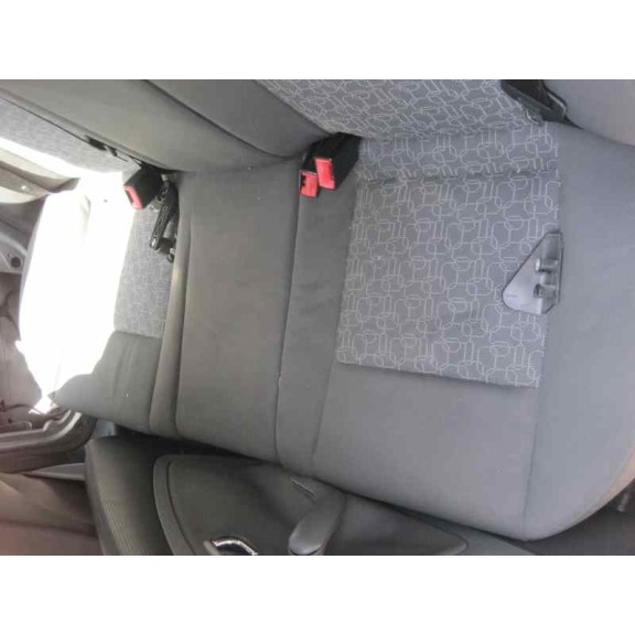 seat ibiza (6l1) del año 2006