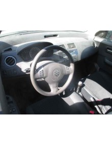 suzuki swift berlina (mz) del año 2005 2