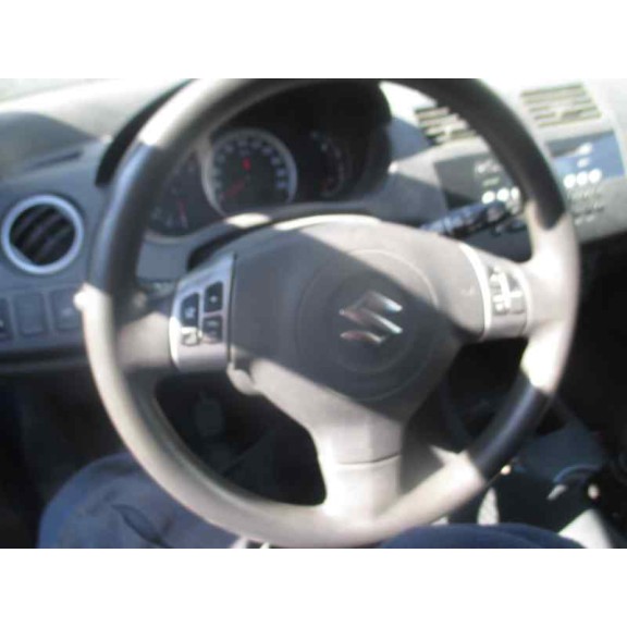 suzuki swift berlina (mz) del año 2005