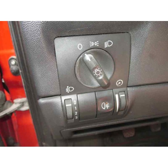 opel corsa c del año 2003