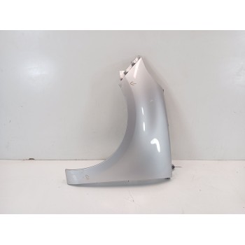 Recambio de aleta delantera izquierda para renault scénic iii (jz0/1_) 1.5 dci referencia OEM IAM 631017581R  