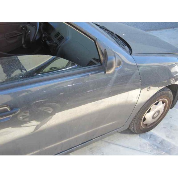 seat ibiza (6k1) del año 2001