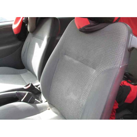 opel corsa c del año 2003