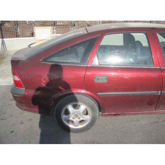 opel vectra b berlina del año 1997