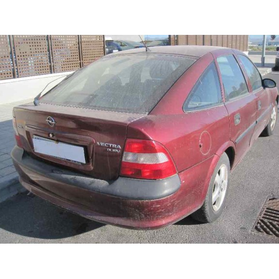 opel vectra b berlina del año 1997