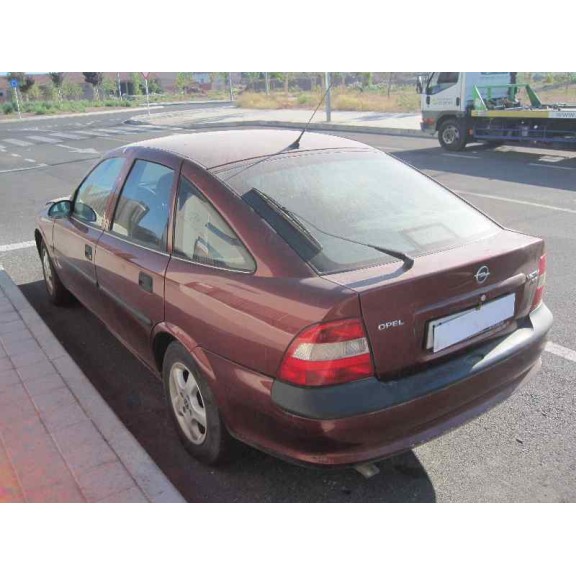 opel vectra b berlina del año 1997
