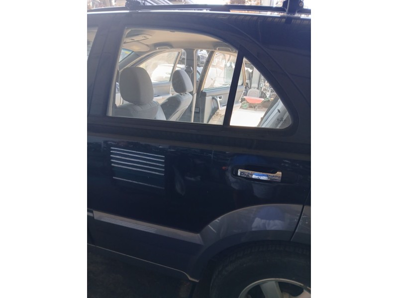 Recambio de puerta trasera izquierda para kia sorento i (jc) 2.5 crdi referencia OEM IAM 770033E111  