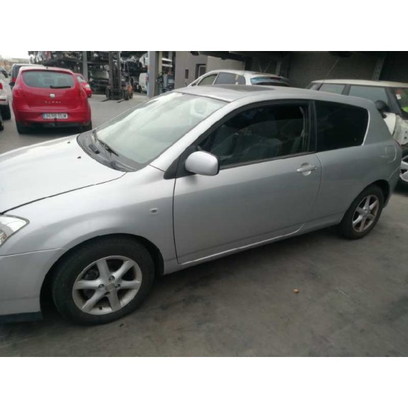 toyota corolla (e12) del año 2003