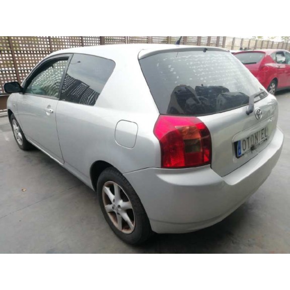 toyota corolla (e12) del año 2003