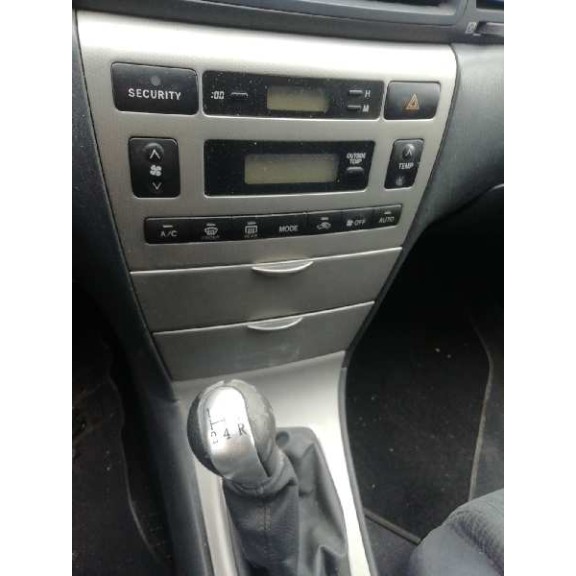 toyota corolla (e12) del año 2003