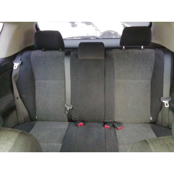 toyota corolla (e12) del año 2003