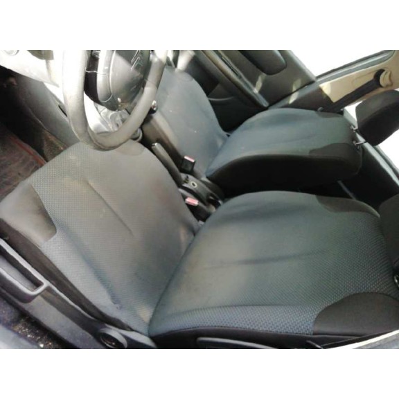 citroën c4 berlina del año 2009