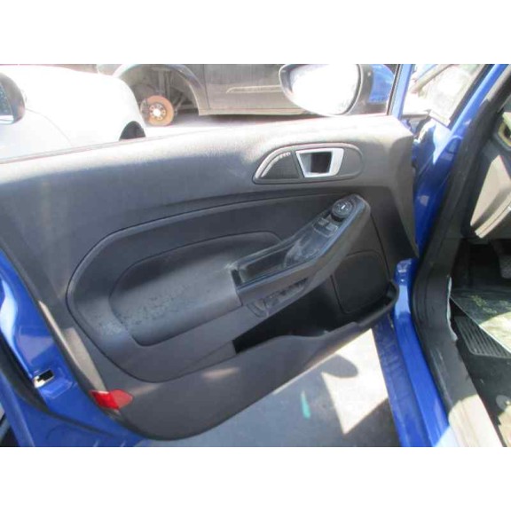 ford fiesta (ccn) del año 2013