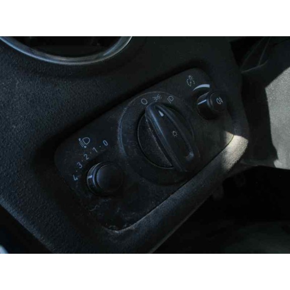 ford fiesta (ccn) del año 2013