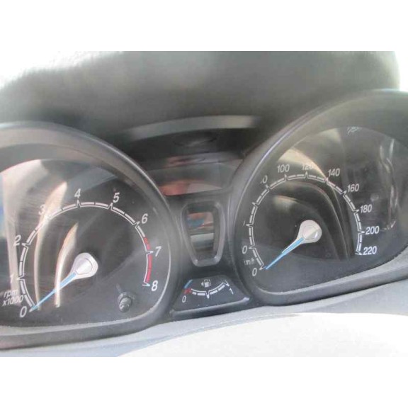 ford fiesta (ccn) del año 2013