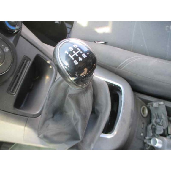 ford fiesta (ccn) del año 2013