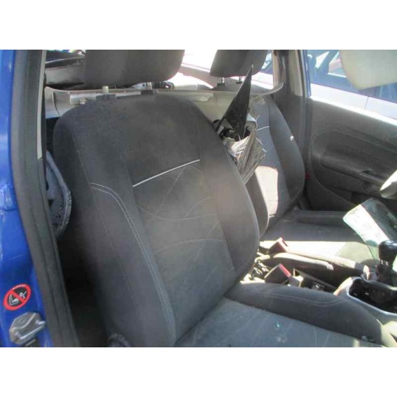 ford fiesta (ccn) del año 2013