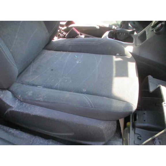 ford fiesta (ccn) del año 2013