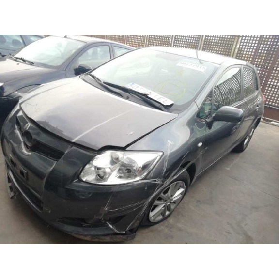 toyota auris del año 2009