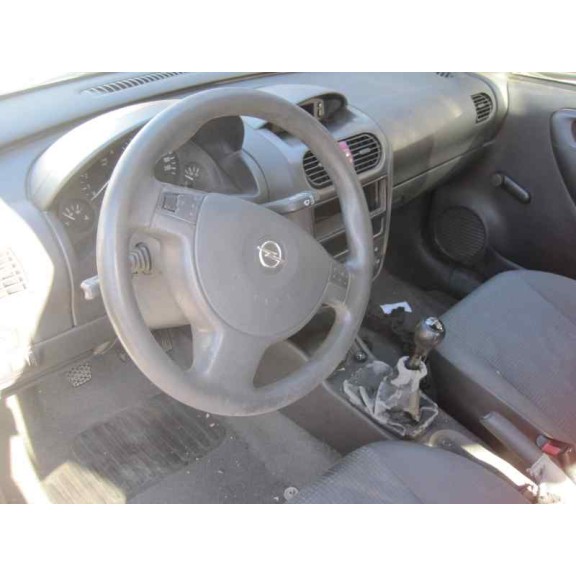 opel corsa c del año 2003