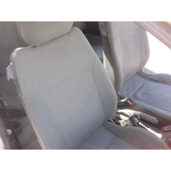 opel corsa c del año 2003