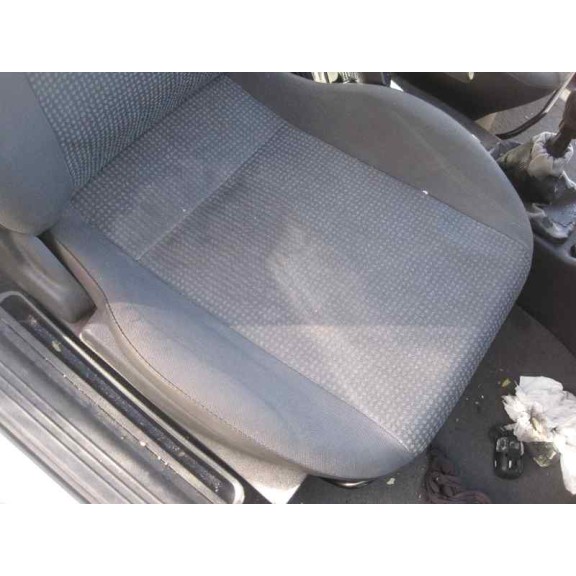 opel corsa c del año 2003