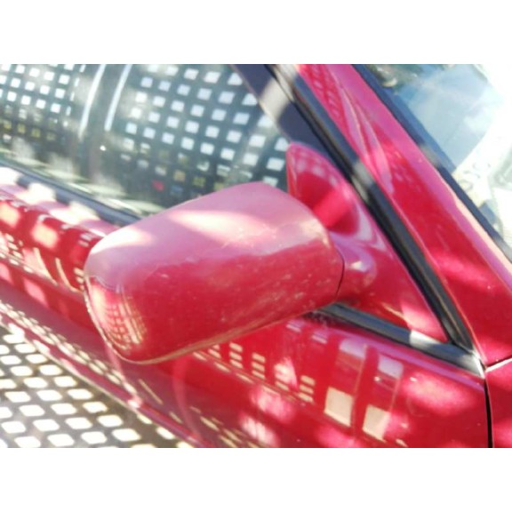 toyota corolla familiar (e11) del año 2000