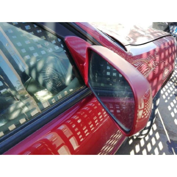 toyota corolla familiar (e11) del año 2000