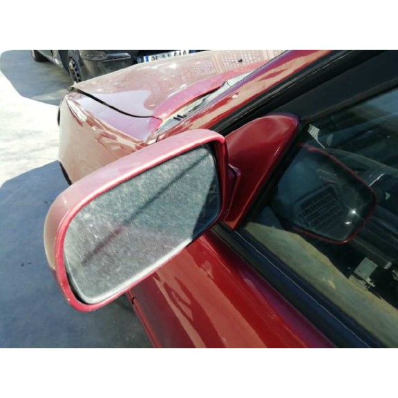 toyota corolla familiar (e11) del año 2000