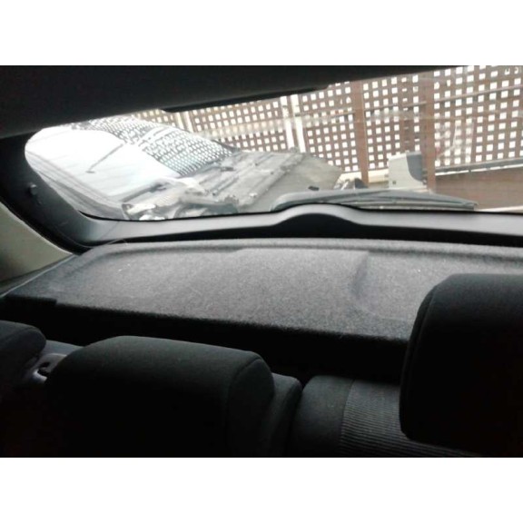 toyota auris del año 2009