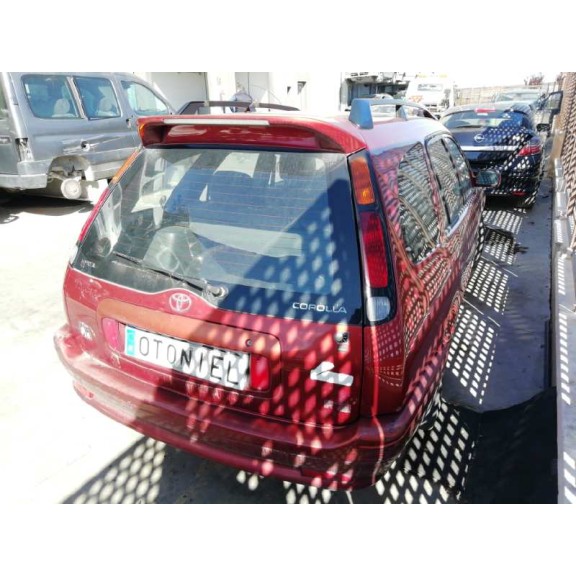 toyota corolla familiar (e11) del año 2000