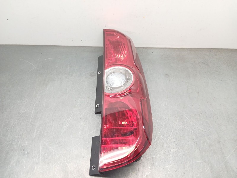 Recambio de piloto trasero derecho para fiat doblo cargo (263_) 1.3 d multijet referencia OEM IAM 20570748 20370748 