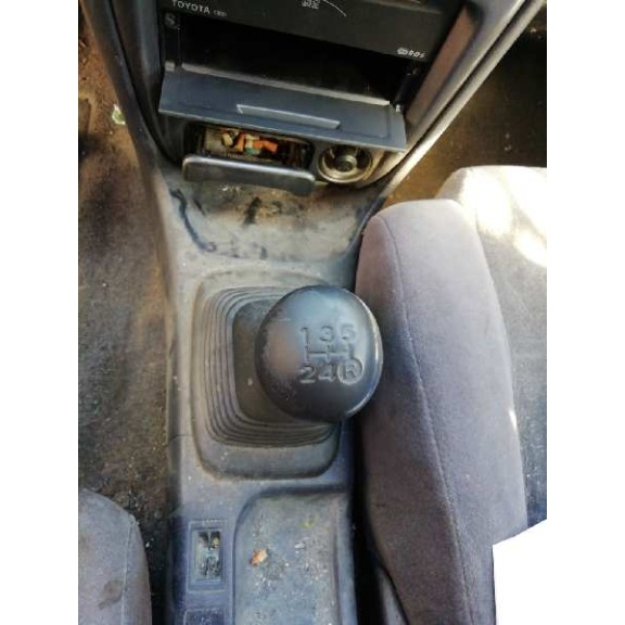 toyota corolla familiar (e11) del año 2000