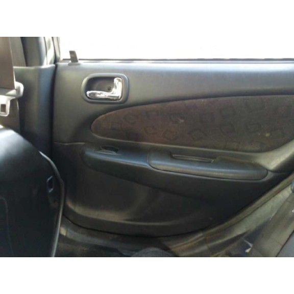 toyota corolla familiar (e11) del año 2000