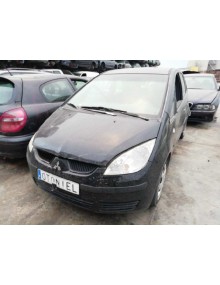 mitsubishi colt berlina 5 (z30a) del año 2005